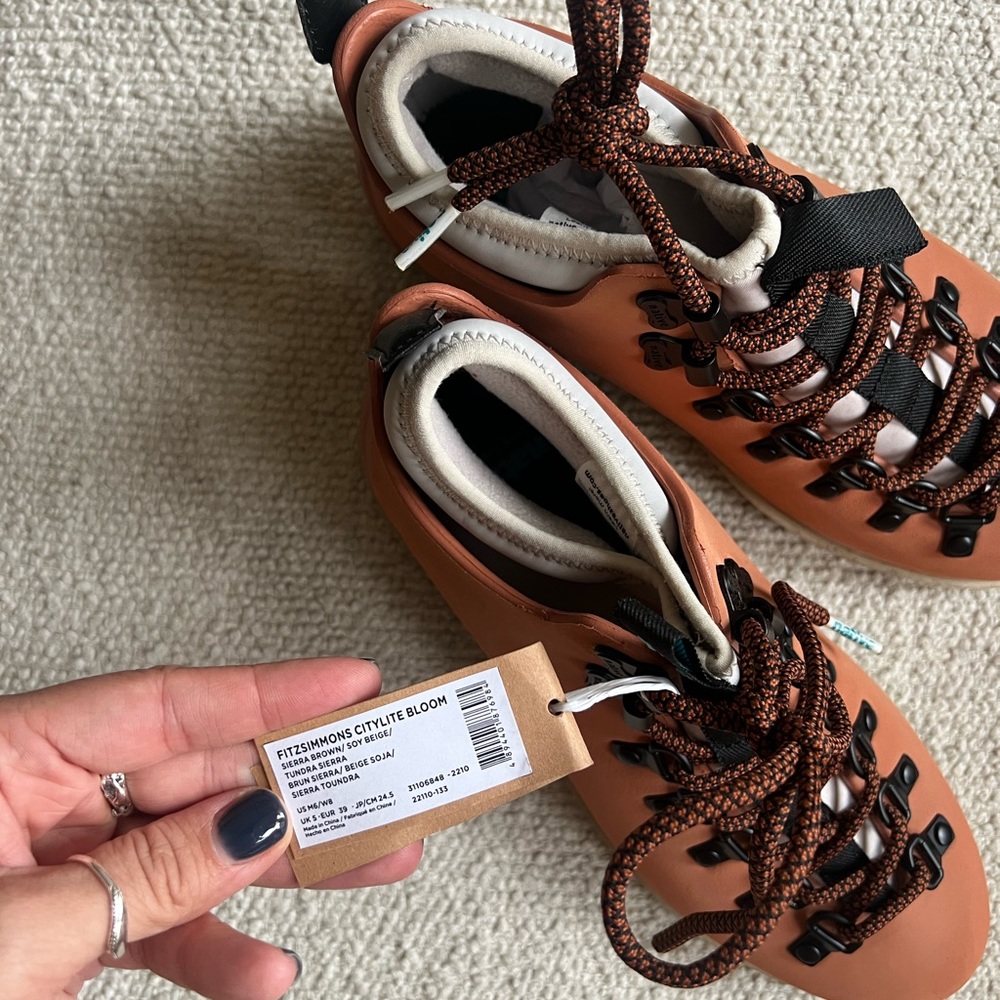 Native Fitzsimmons Winter Boot - Picture 6 of 8